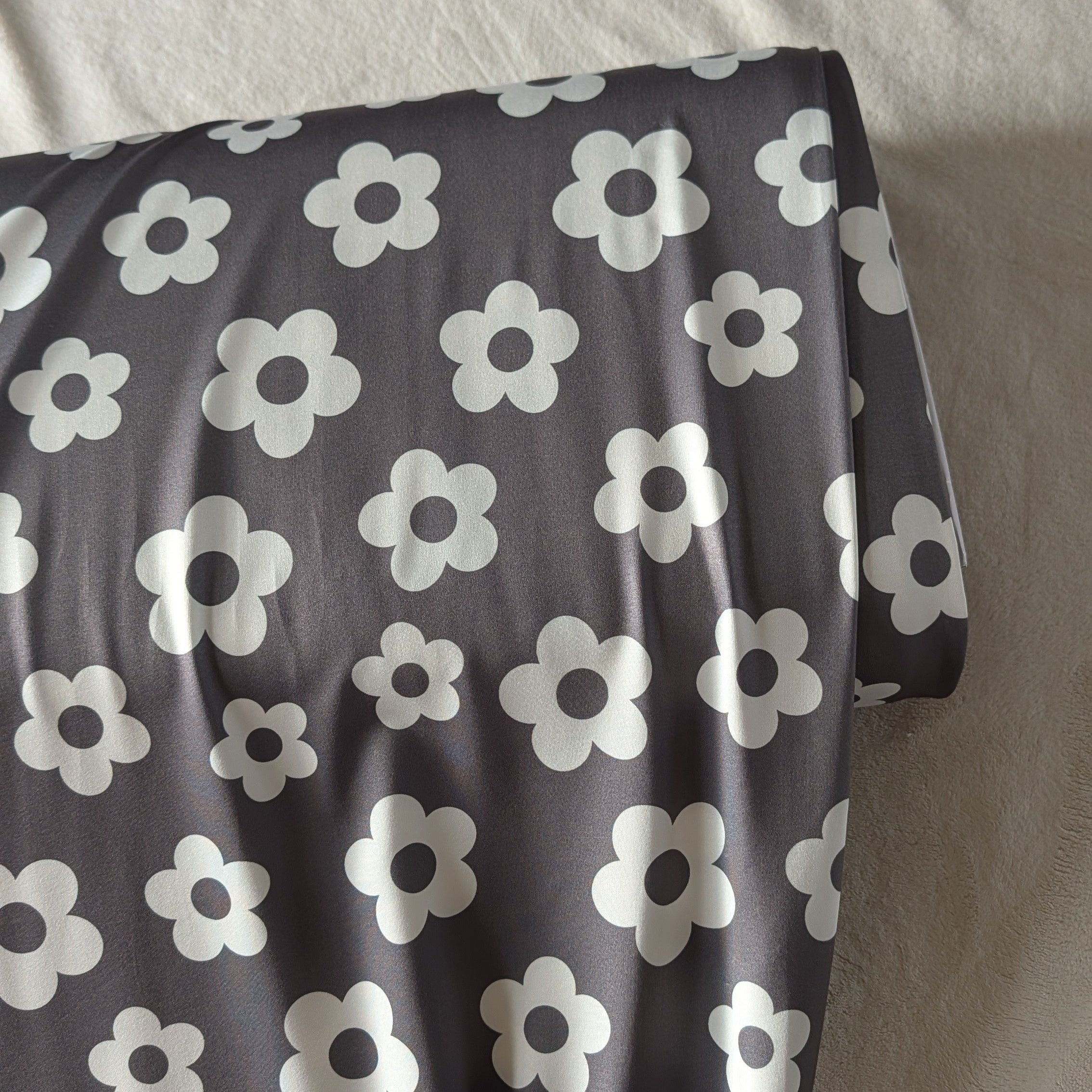 Daisy – Sweet Blossom Fabric